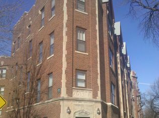 2530 N Sacramento, Chicago, IL 60647