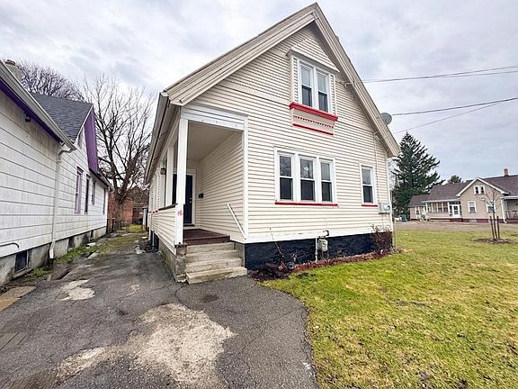 2nd image of 15 Dejonge St