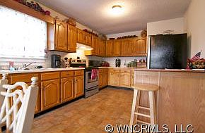 2nd image of 49 Clipper Ln