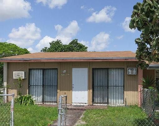 1st image of 21462 NW 40th Circle Ct