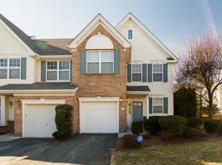 120 Cambridge Dr, Nutley, NJ 07110
