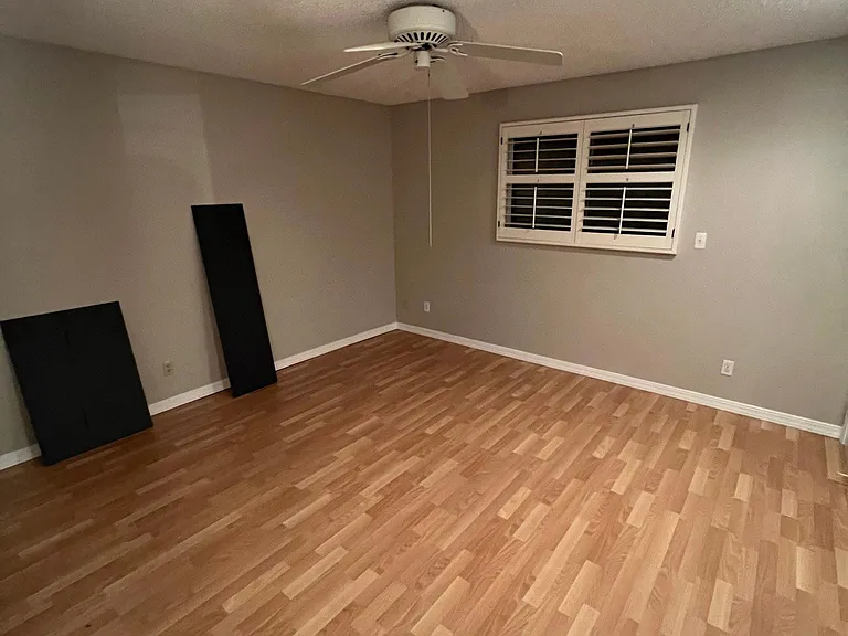 1068 E Fairmont Dr — Photo 9