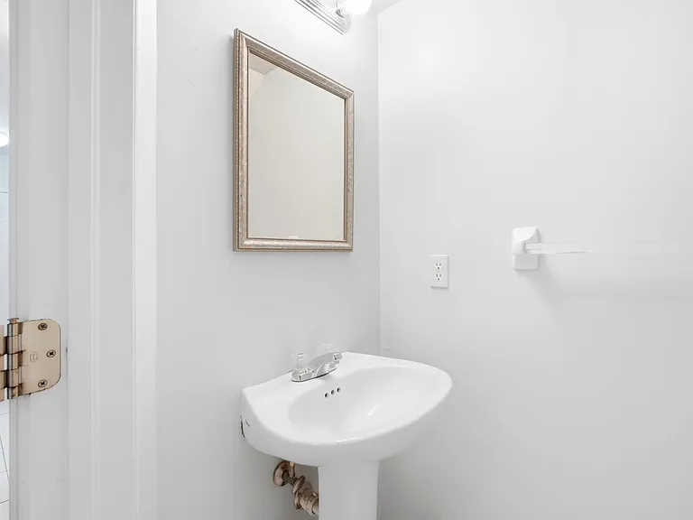 3731 W Cass St — Photo 9
