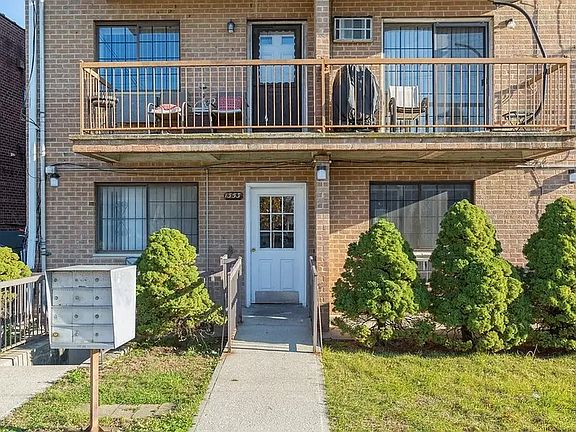 5th image of 1353 E 91st St APT 401F