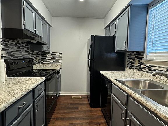 5th image of 510 Green Mountain Cir