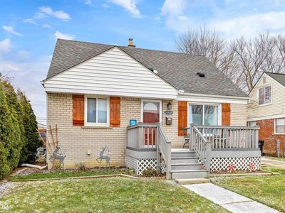 25585 Waldorf St, Roseville, MI, 48066