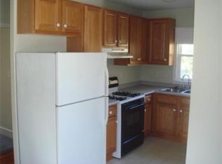 403 Manchester St #1, Fall River, MA 02721