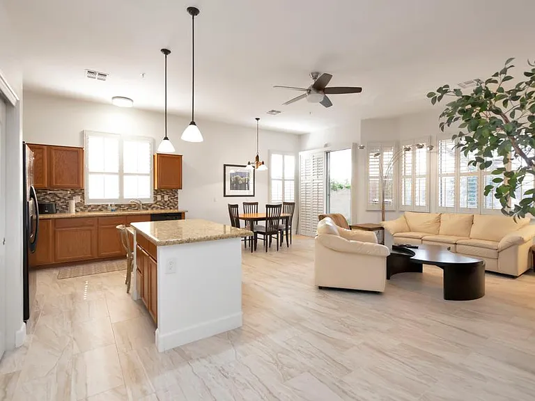 10304 E Penstamin Dr — Photo 5