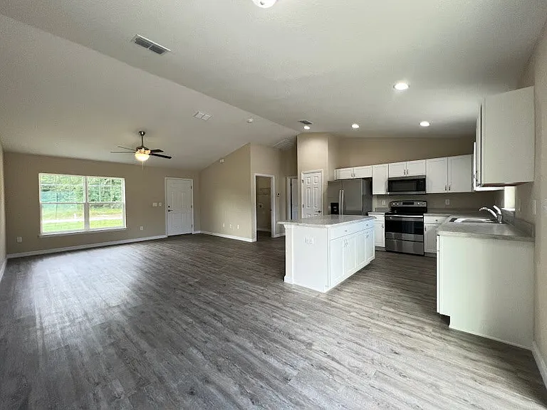 13669 SW 113th Pl — Photo 11