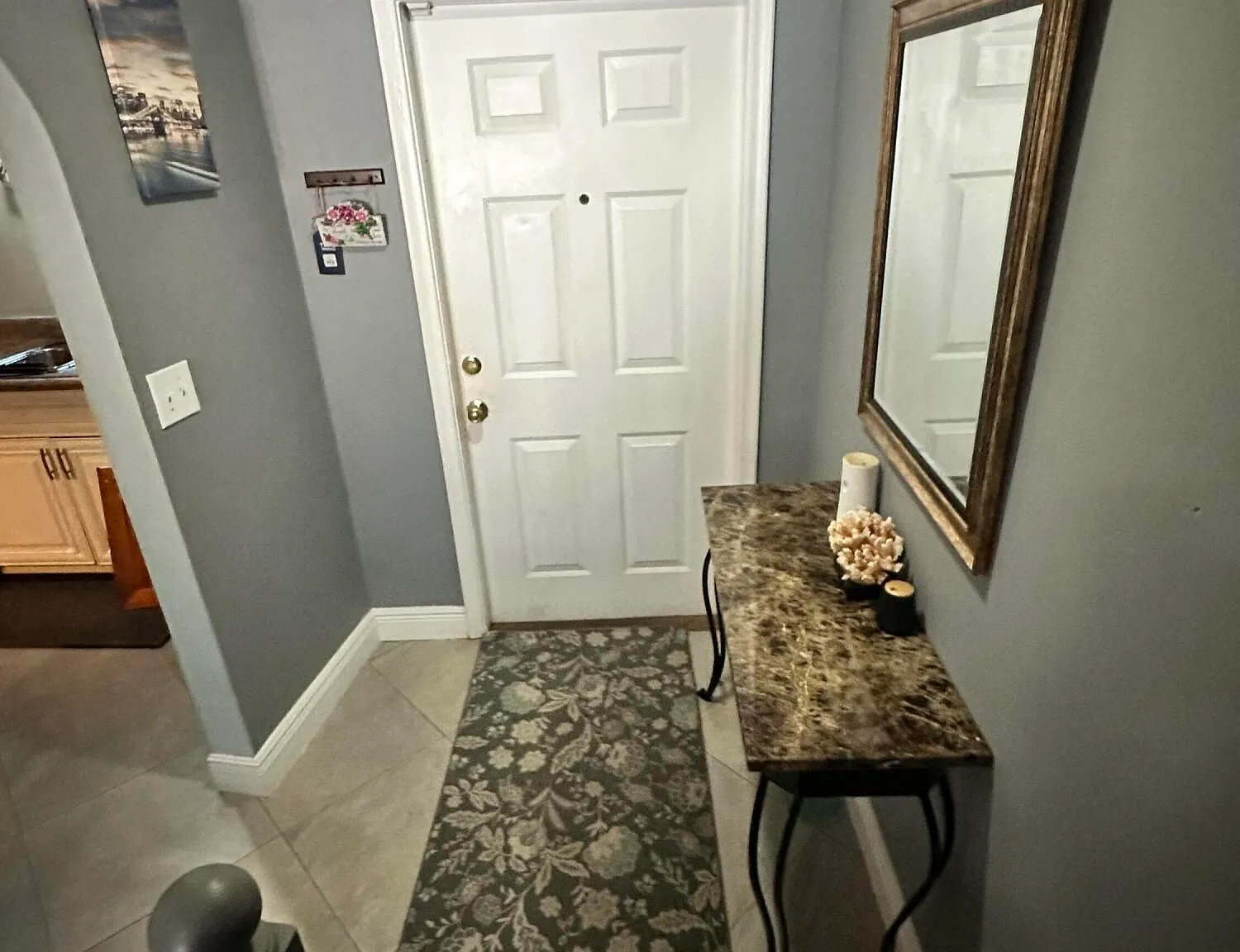 2 bed, 2.5 bath, 1660 sqft, $2,500 — Photo 2