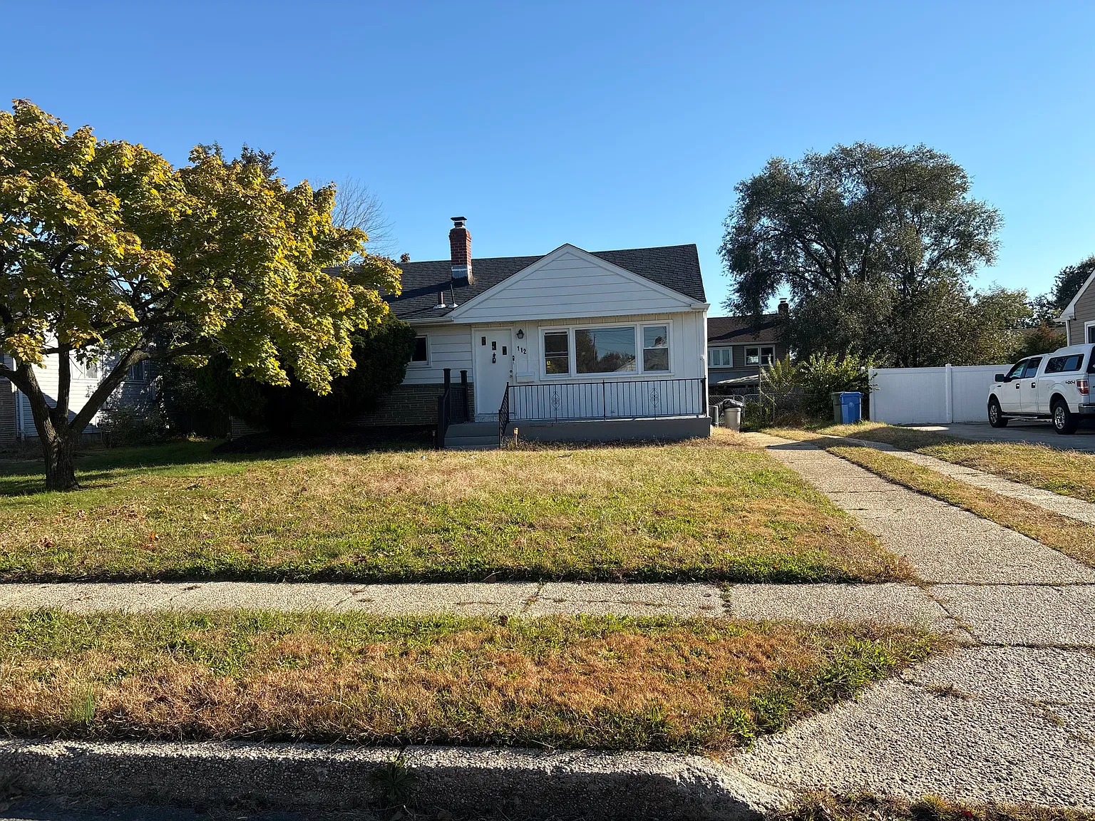 3 bed, 912 sqft, $2,650 — Photo 3