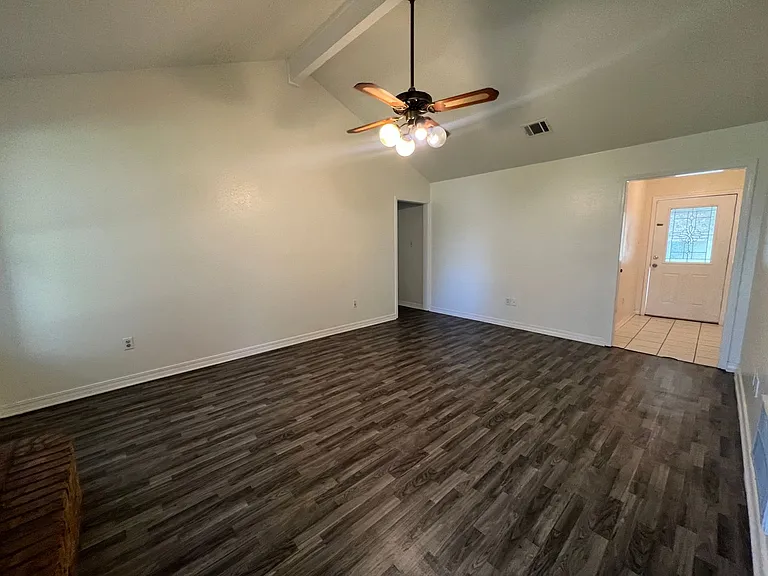 5335 Lauri Ln — Photo 4
