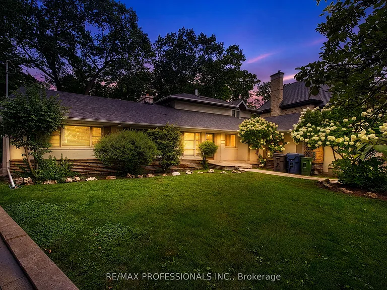 89 Valecrest Dr — Photo 3