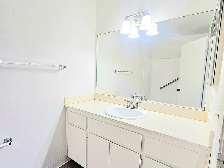 9669 Marilla Dr — Photo 19