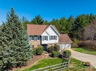 20 Autumn Hills Dr, Weaverville, NC 28787