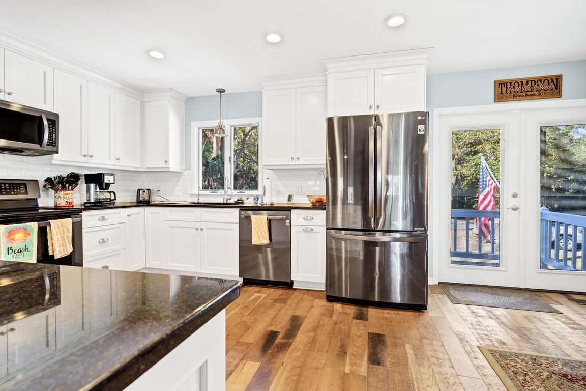 next background image