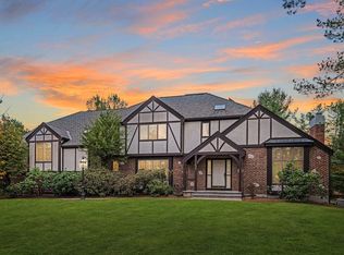 22 Powers Rd, Andover, MA 01810