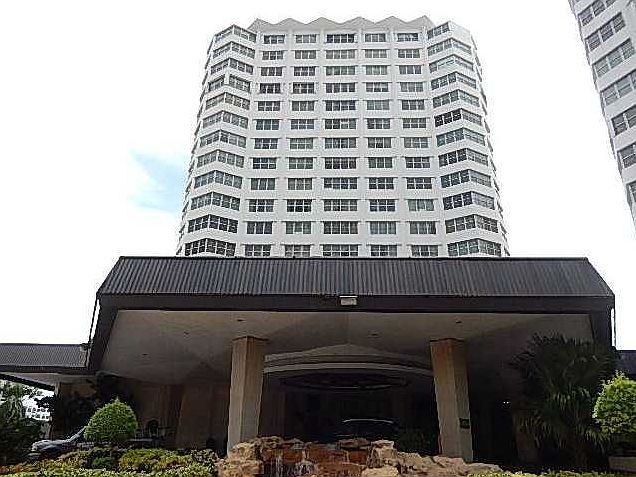 2nd image of 801 Brickell Bay Dr Ste 1