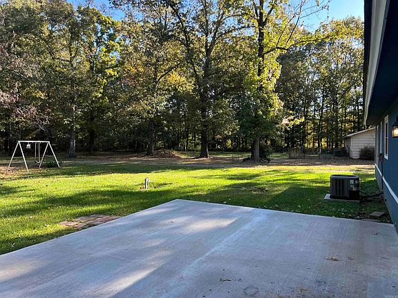 5th image of 1513 Dixon Ln