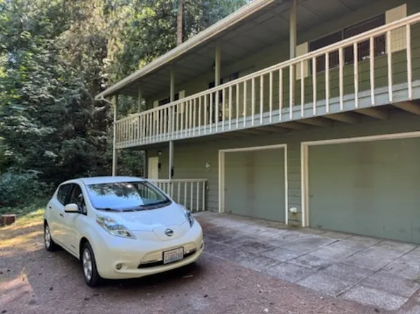 9633 Brooks Ln SE, Olympia, WA 98501