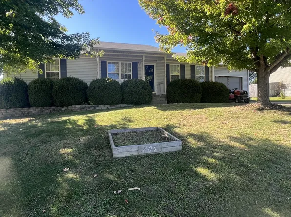 805 Stableford Rd, Oak Grove, KY 42262