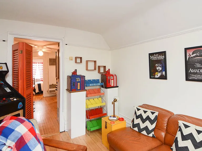 1721 W Nelson St #3 — Photo 13