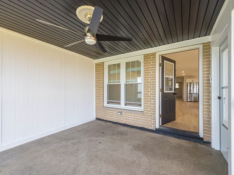 3844 Edgewater Blvd — Photo 26