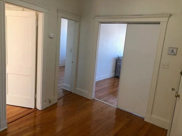127 Sutherland Rd #L — Photo 6