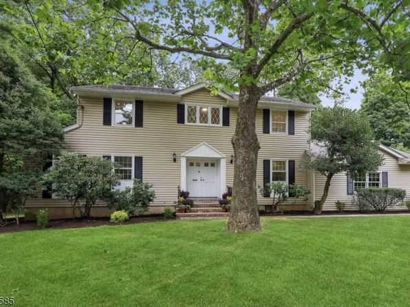 38 Stone Dr, West Orange Twp., NJ 07052