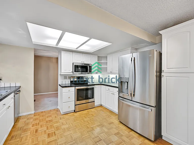 10916 166th Pl NE — Photo 3