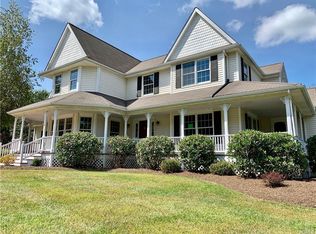 34 Chester Hill Rd, Warwick, NY 10990