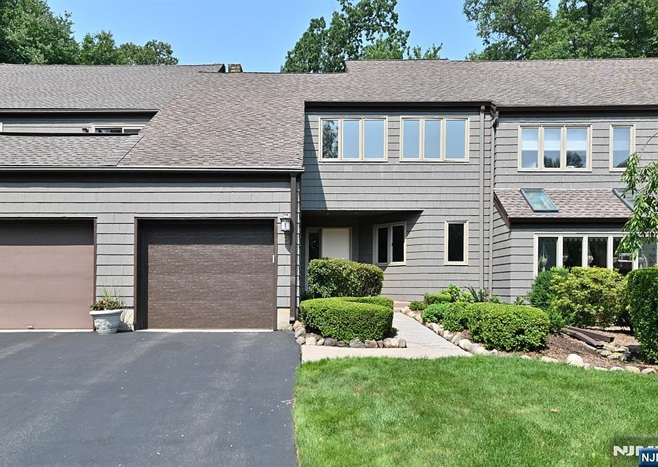 1st image of 5 Indian Field Ct