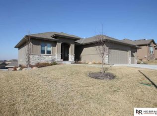 8536 S 104th St, La Vista, NE 68128