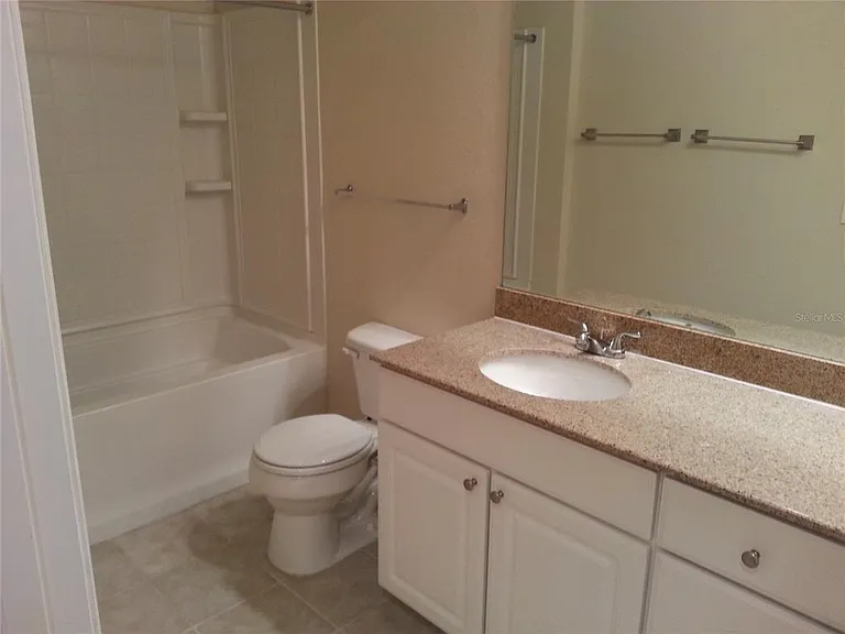 200 Southern Pecan Cir #203 — Photo 18