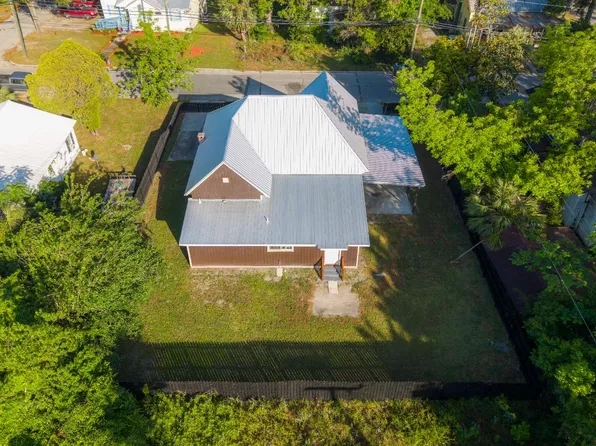 404 Hamilton Ave NE, Live Oak, FL 32064
