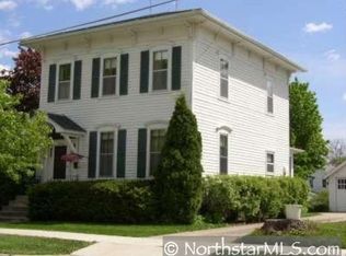 233 W 3rd St, Zumbrota, MN 55992