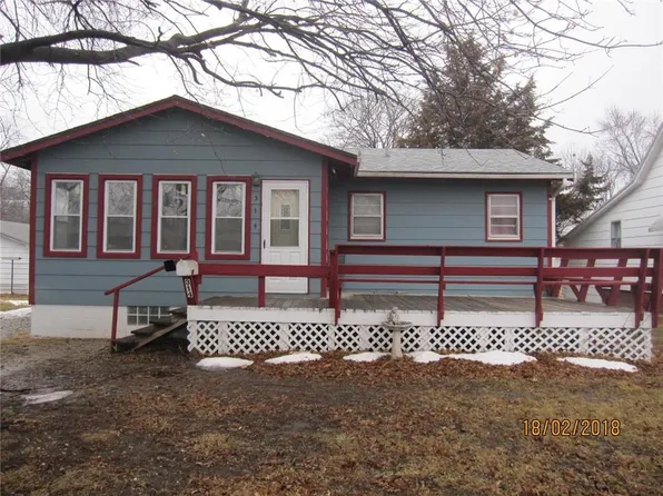 314 Warford St, Perry, IA 50220
