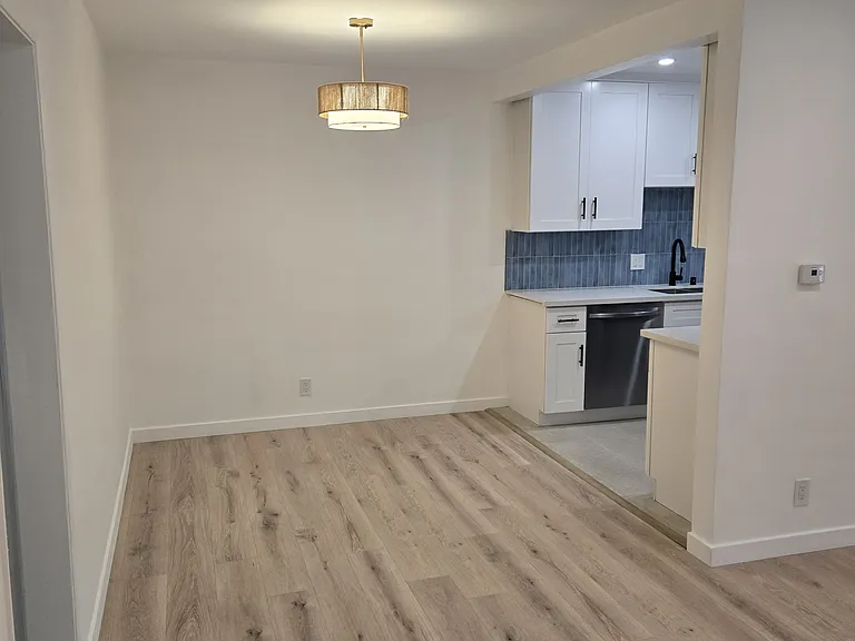 7521 Norton Ave #7 — Photo 4
