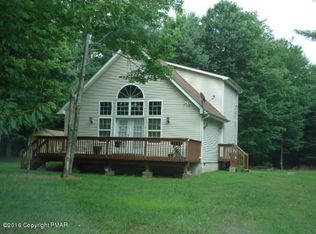 272 Clearview Rd, Long Pond, PA 18334