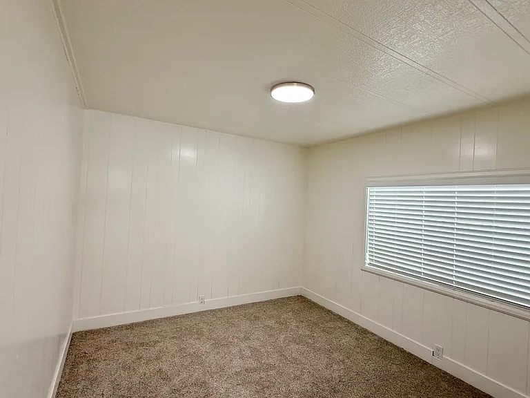14352 Beach Blvd #15 — Photo 9
