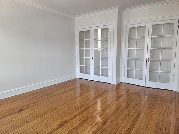 3rd image of 1119 Central Ave #2A