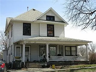 1029 Grant — Photo 1