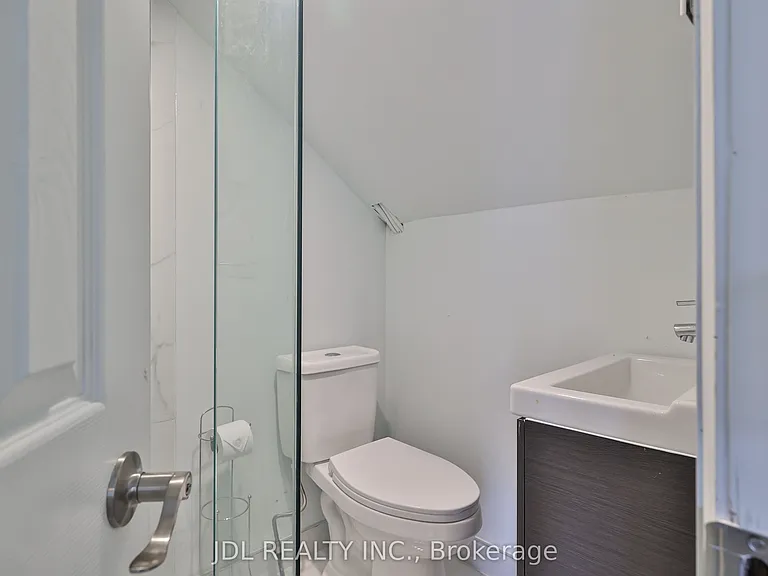5 Sorauren Ave #7 — Photo 11