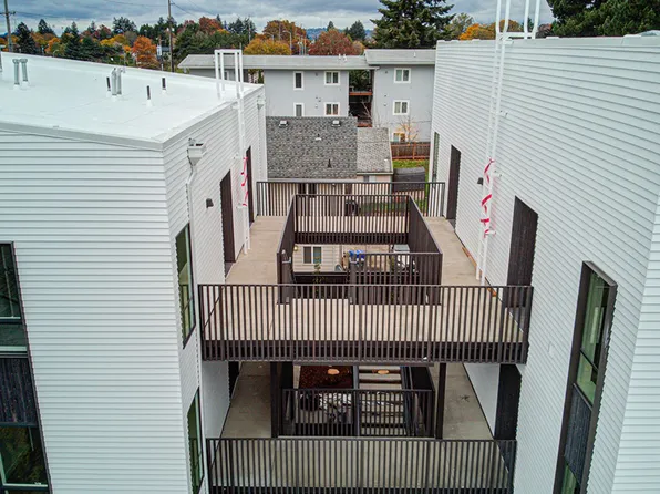 New Modern luxury living on the eastside, 9757 SE Holgate Blvd #226-302, Portland, OR 97266