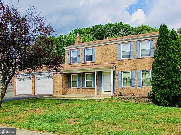 13391 Packard Dr, Woodbridge, VA 22193