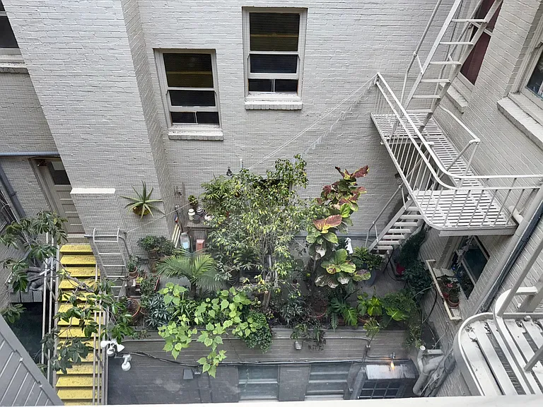 725 Pine St #305 — Photo 10
