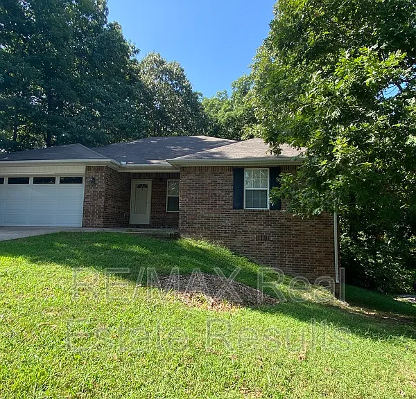 5 Dolphin Ln — Photo 1