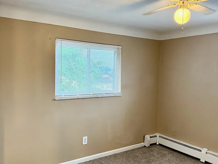 4163 Harrison Ave — Photo 9