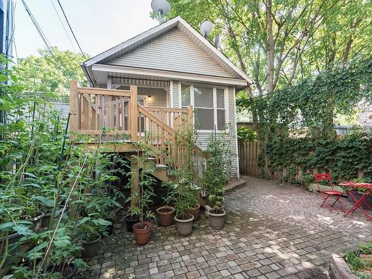 1043 W Grace St #CH — Photo 1