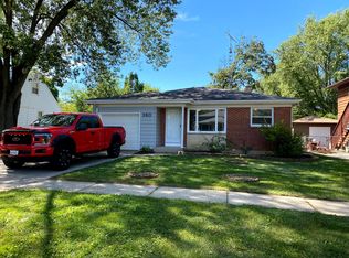 380 Triggs Ave, Elgin, IL 60123